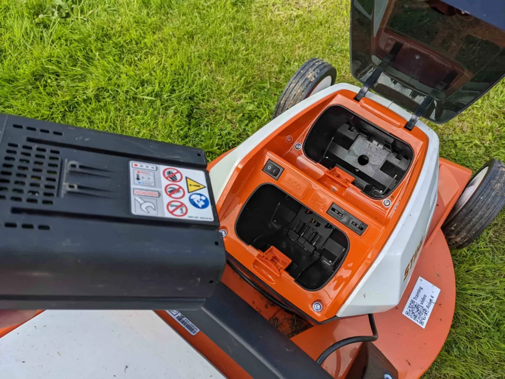 removing, battery, from, lawn, mower, stihl,