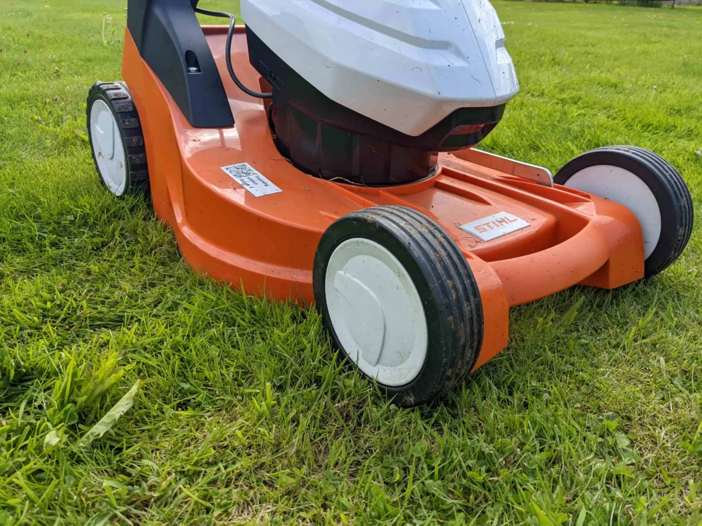 lawn, mower, 4 wheels, grass